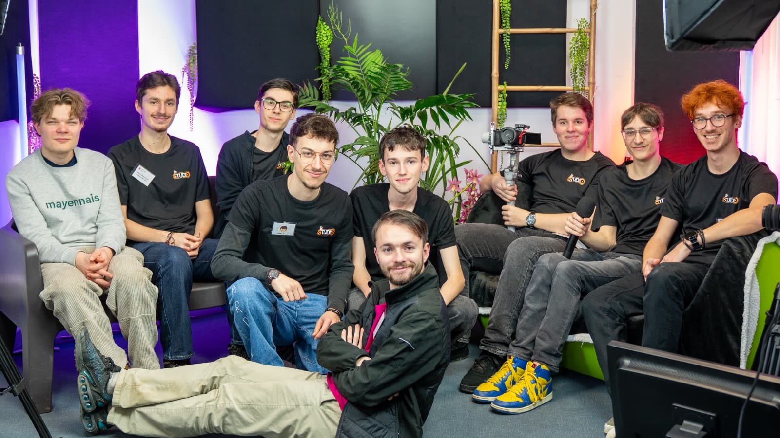 Tony Delage lors d'un tournage pour Le Studio WebTV à Laval