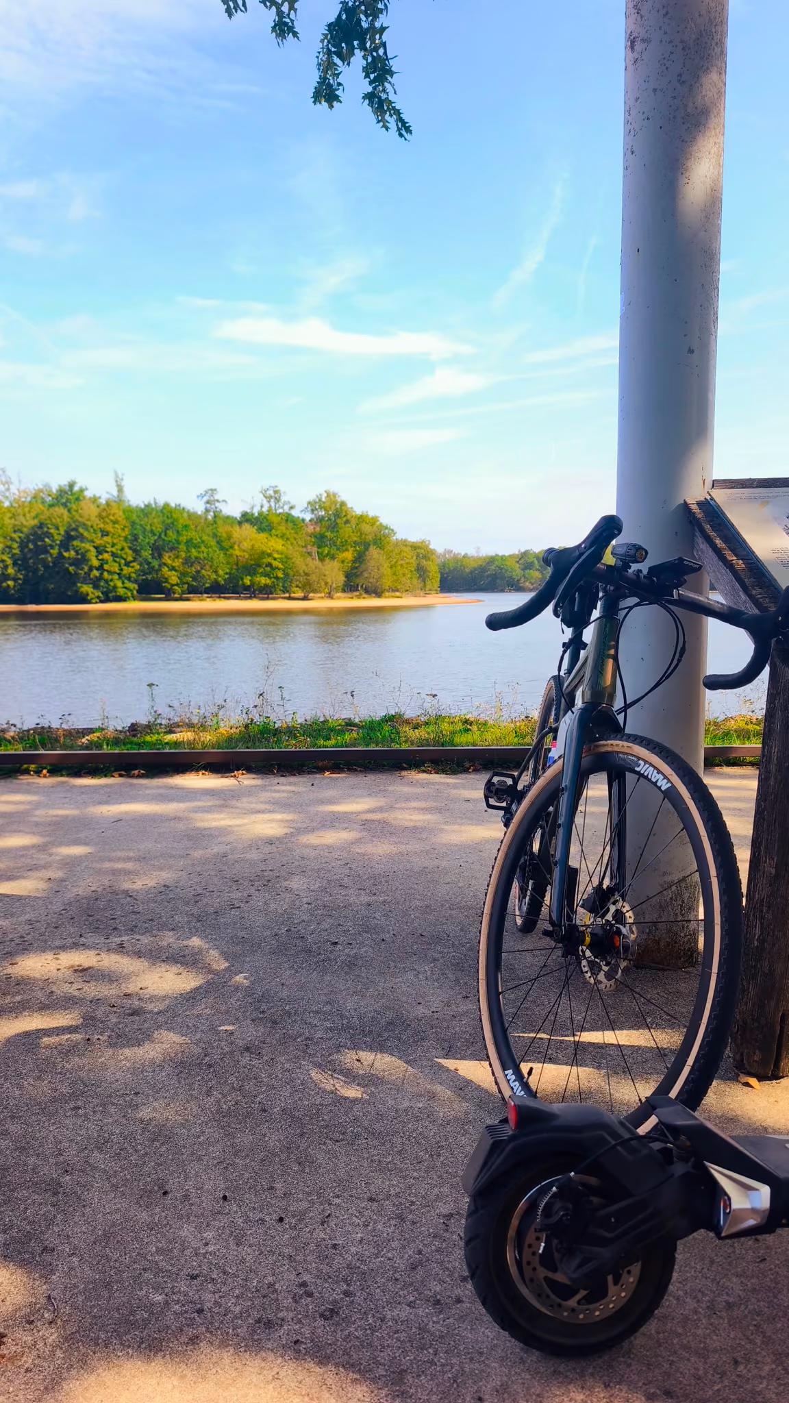 7 septembre · Pause avec le vélo au bord de l’eau