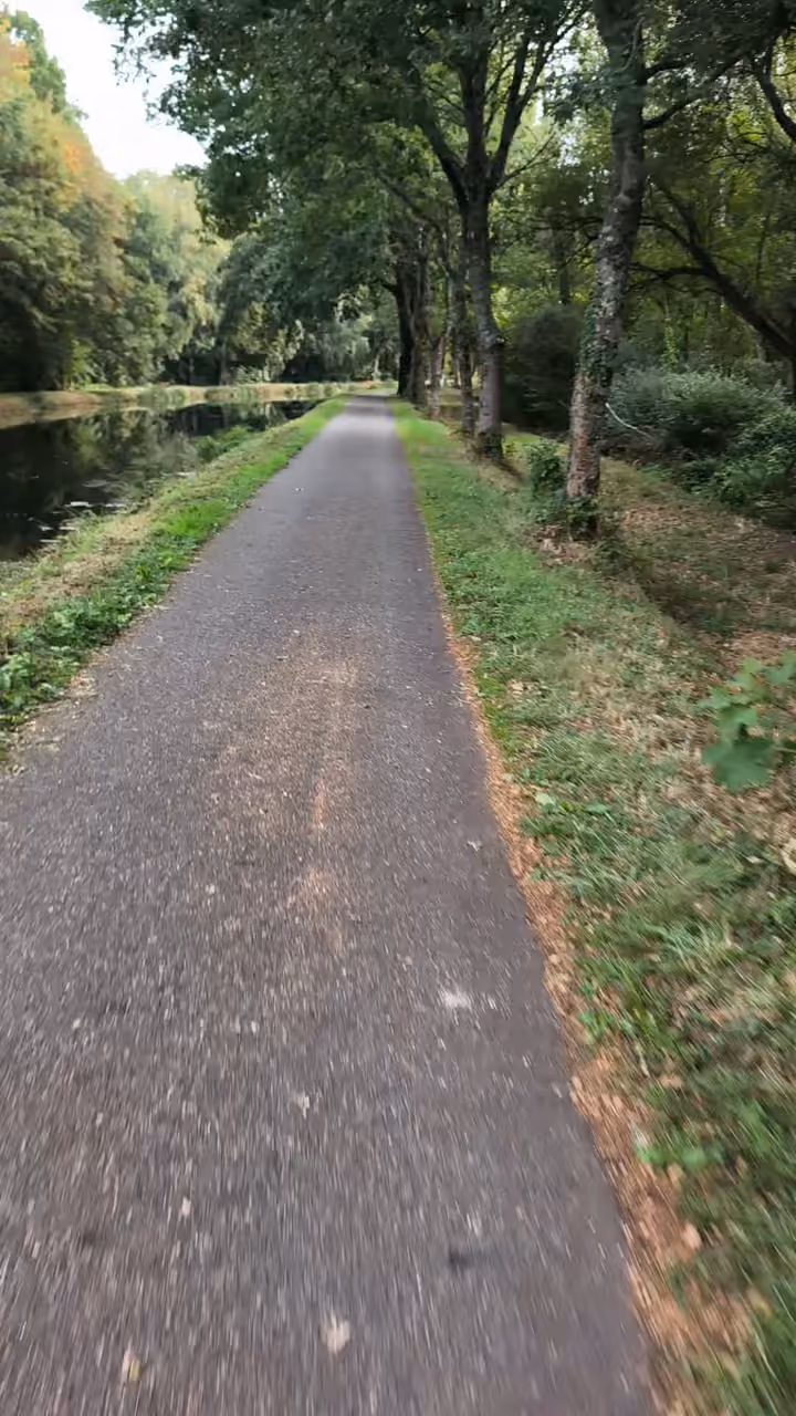 20 septembre · Le long du canal